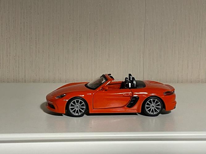 图片报:莱比锡推出“座位盲盒”,每个主场比赛售100张盲盒门票