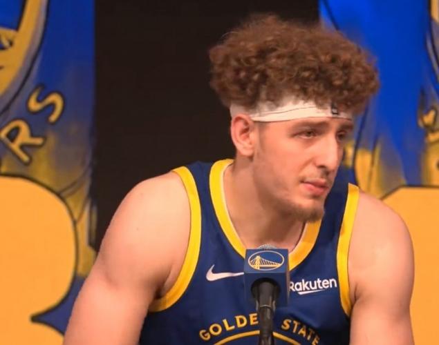 费尔顿：波杰姆斯基想接班库追当建队核心 他有自信但那是做梦