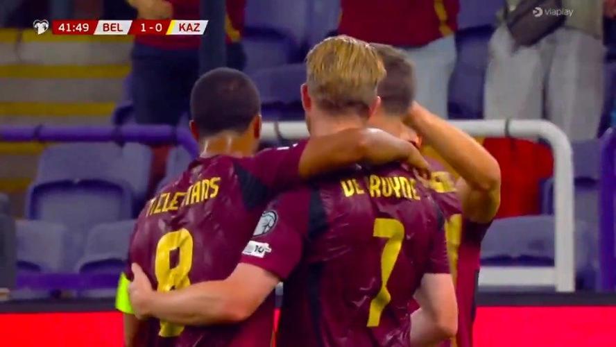 世预赛比利时4-2击败威尔士,德布劳内点射双响、特罗萨德破门