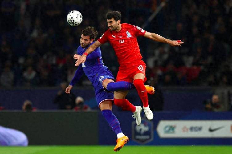 法国2-1反超冰岛！阿克利乌舍横传，马特塔后点包抄捅射破门