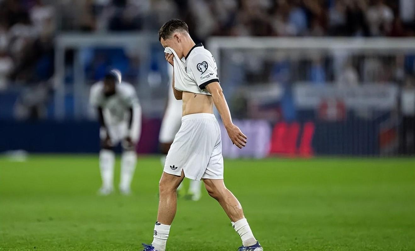 持续低迷,图片报给维尔茨打低分:被对方球迷嘘时还出现了失误