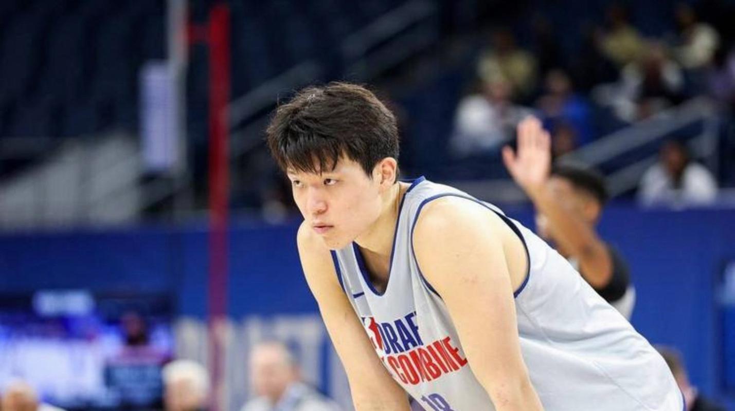 李凯尔：2023年杨瀚森就该跟我们一起打世界杯 只是那会他太年轻