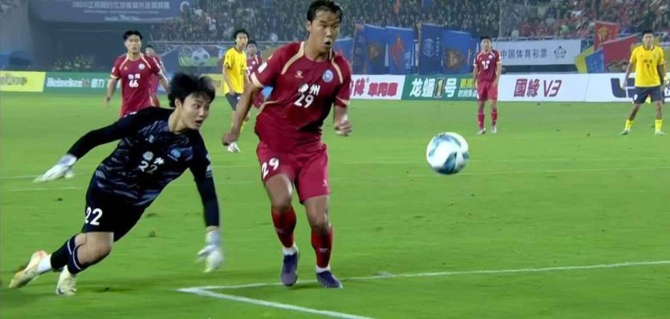 详细阅读:徐江:国足选帅本土教练就是陪标的 李铁当年不也陪标了两位吗? 徐江:国足选帅本土教练就是陪标的 李铁当年不也陪标了两位吗?