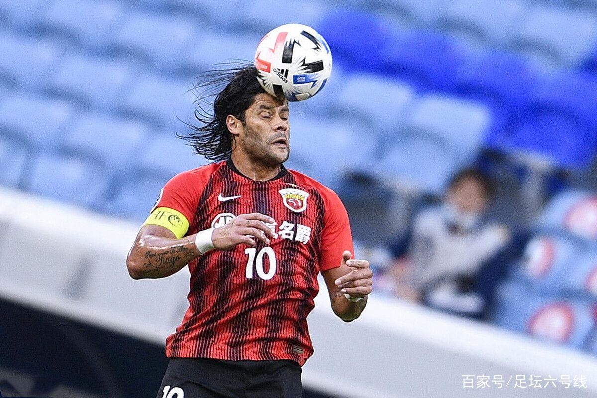恐怖绿巨人！39岁胡尔克爆射破门达500球里程碑 972场斩500球24冠