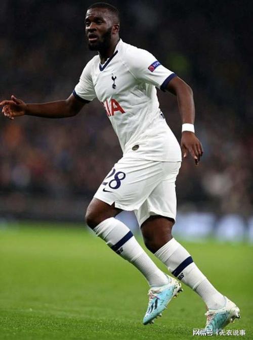 枪手小心！库杜斯本赛季运动战已送出4次助攻，是英超同期最多