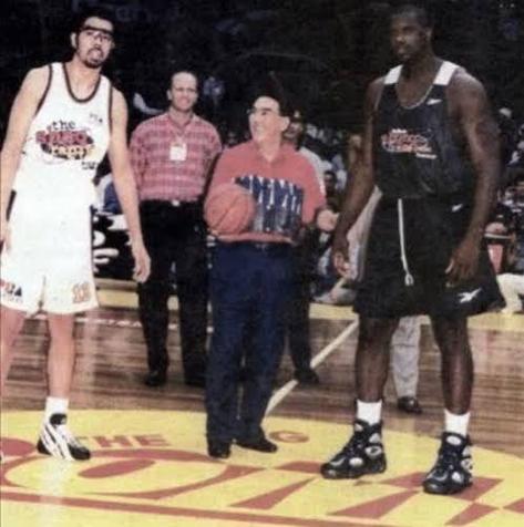 曾穿奥尼尔球鞋！奥尼尔：我们锐步的人和库里团队有过对话