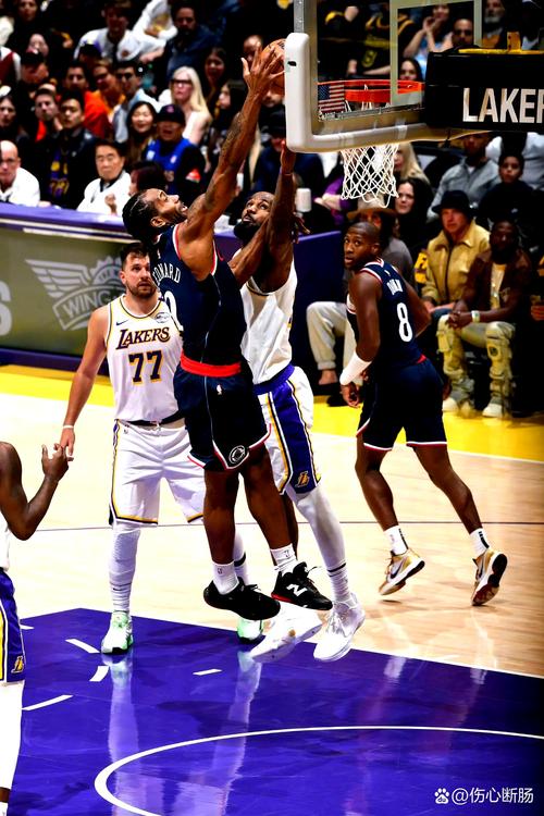 周二竞彩篮球焦点:快船深陷低谷 湖人攻防存隐患