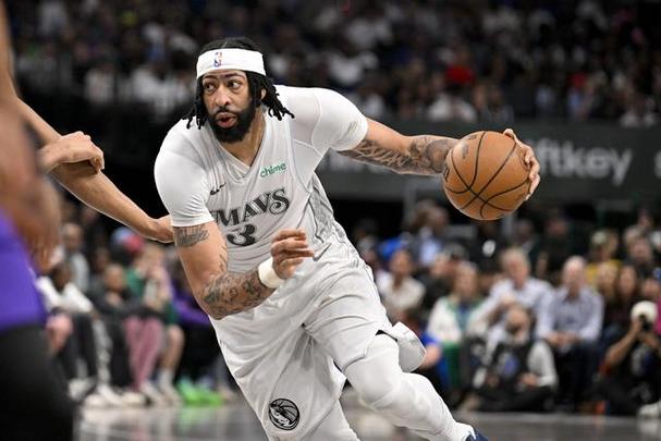 基德谈浓眉:情况正在持续好转 我们预计他本周会参加球队训练