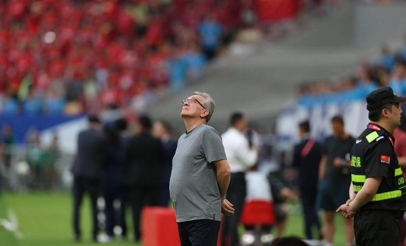 不敌摩纳哥，恩里克：当你犯下很多错误出现很多失误，你无法赢球