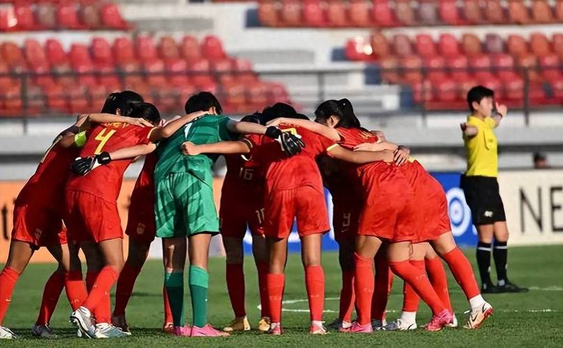 北青：友谊赛踢成“友尽赛”，中国女足与世界强队差距越拉越大